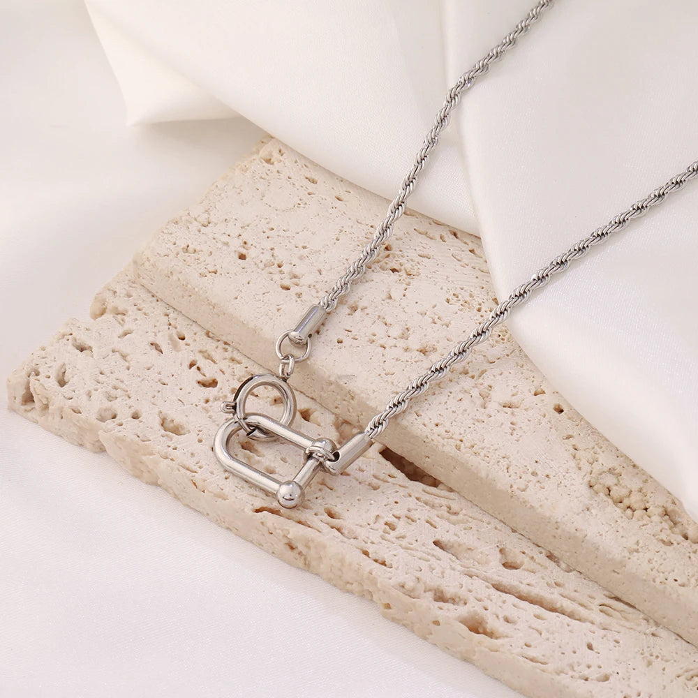 316 Stainless Steel Key Lock Fatima Charm Carabiner Clasp Necklace For Women Men Clover Moon Heart Pendant Necklace Jewelry Gift