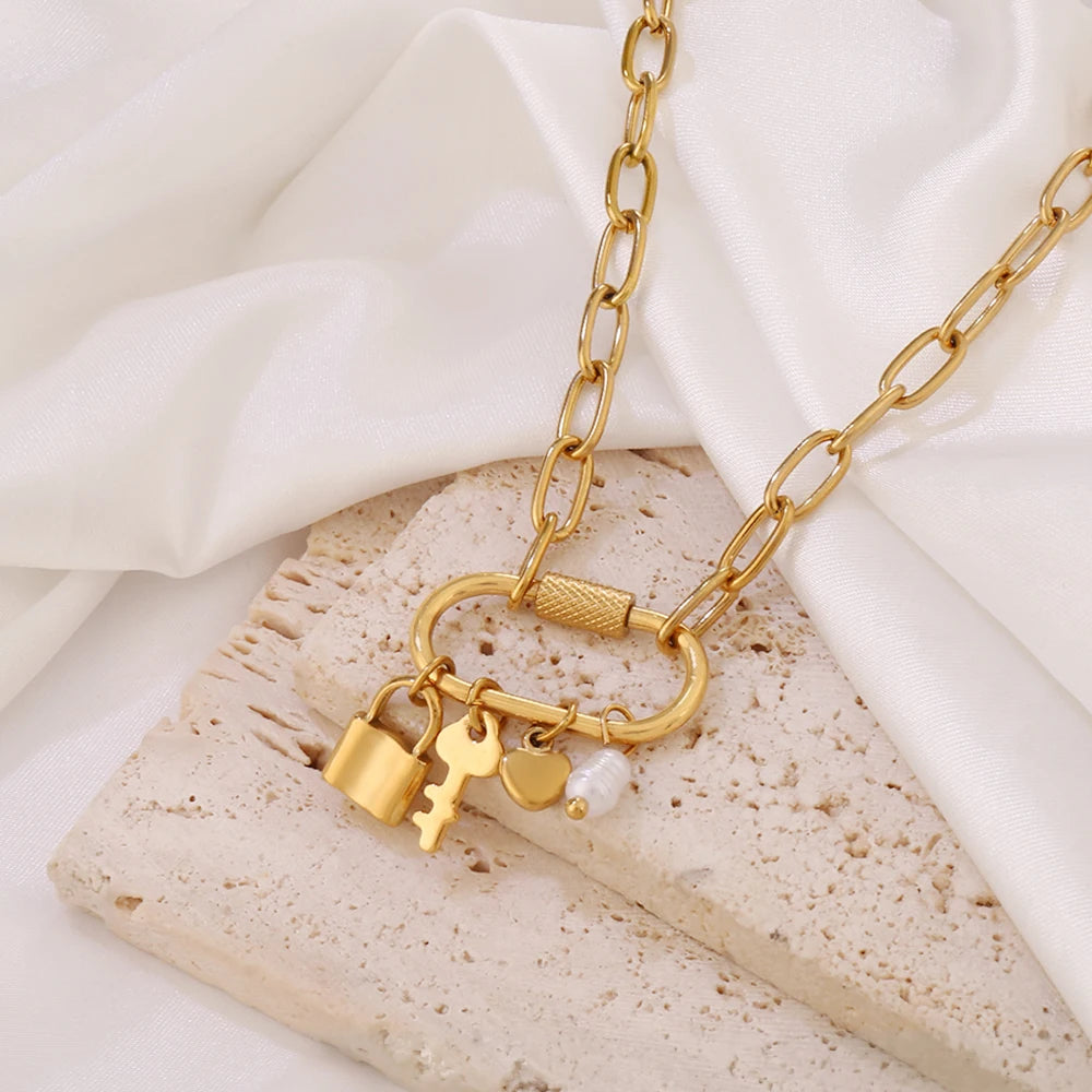 316 Stainless Steel Key Lock Fatima Charm Carabiner Clasp Necklace For Women Men Clover Moon Heart Pendant Necklace Jewelry Gift